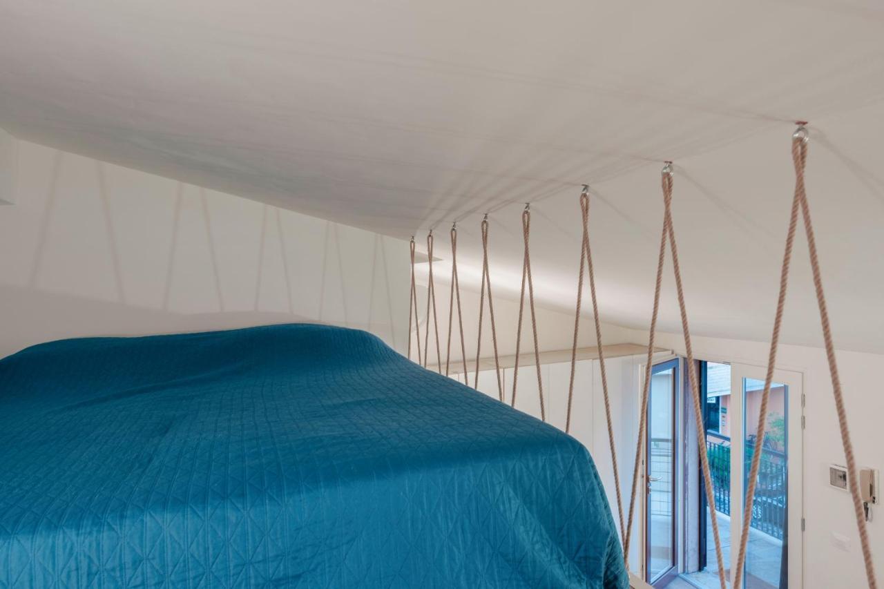 Casa Lugana 19 - Monolocale Con Piscina Direttamente A Lago Sirmione Kültér fotó